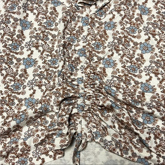 Kate Quinn Ditsy Floral Ruffled V Neck Ruched Sleeveless Top M - Picture 8 of 10